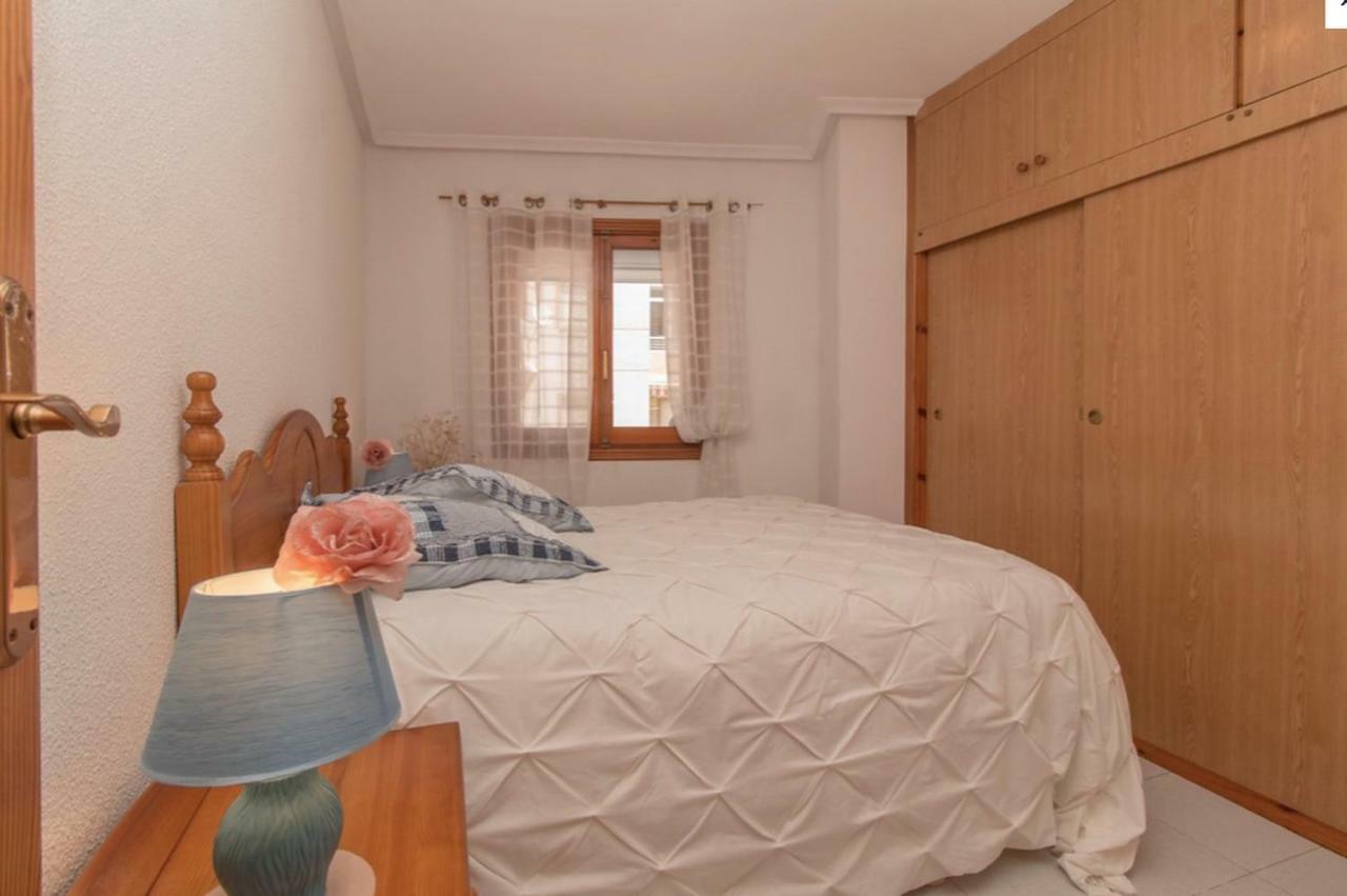 Spacious apartment Torrevieja Exterior foto